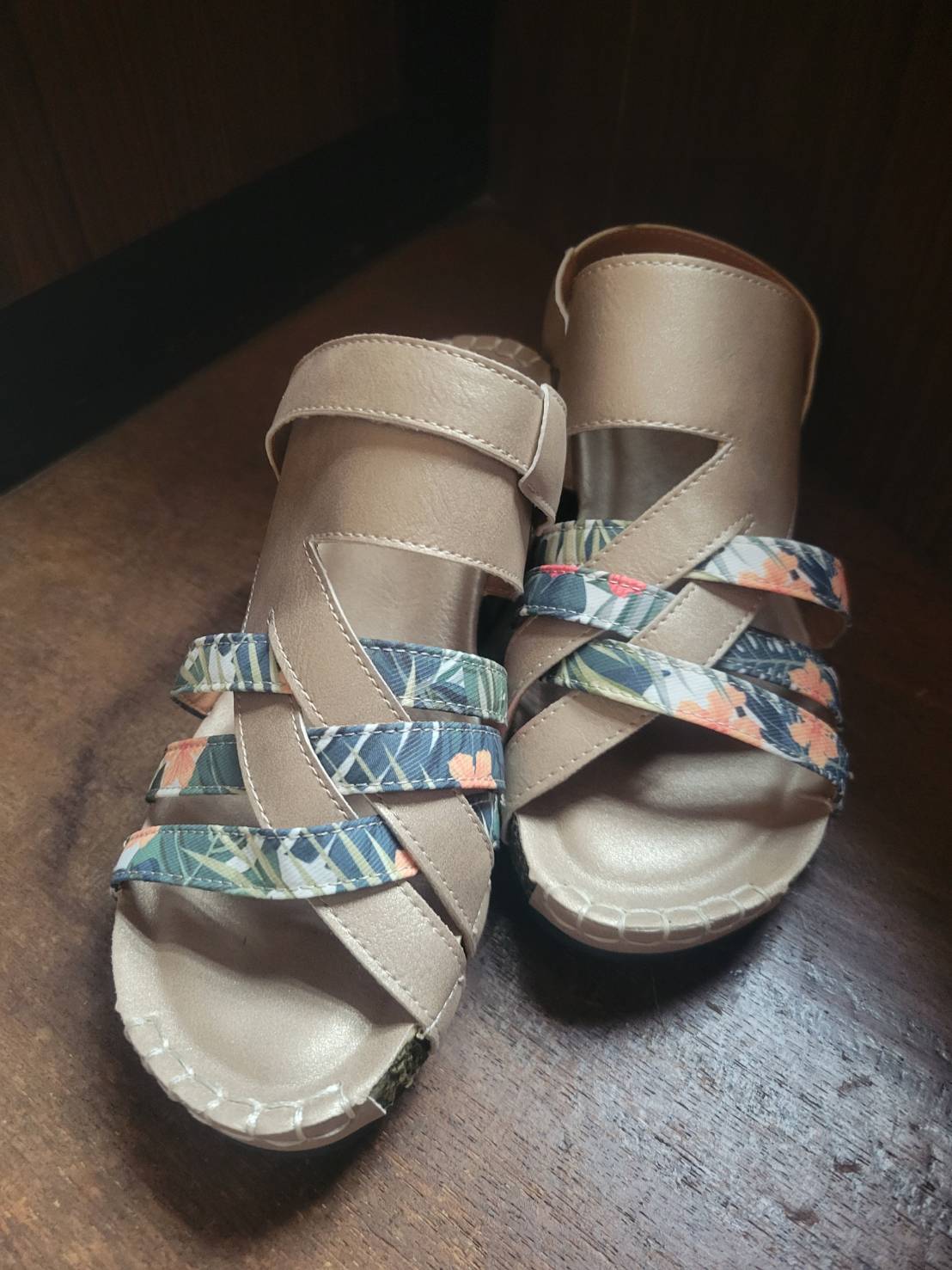 【YR0001】サンダル（ベージュ）